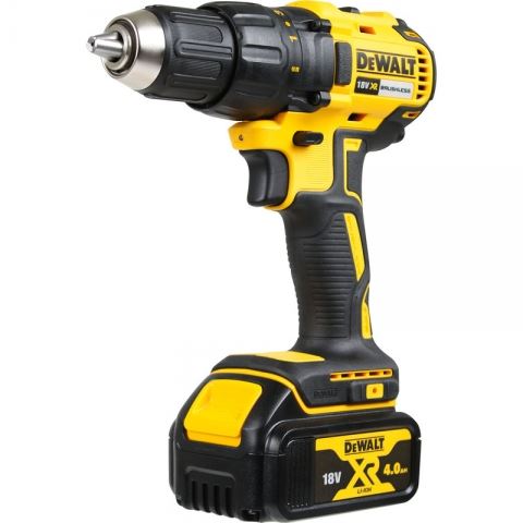 Perceuse DeWALT, 18 V, 2 x batterie 4,0 Ah Li-Ion DCD777M2T